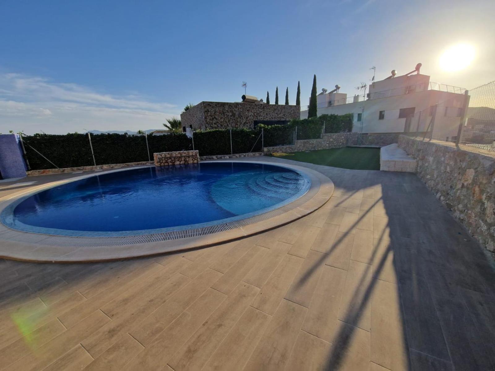 库列拉Casa Buena Vista Con Piscina Y Ascensor别墅 外观 照片