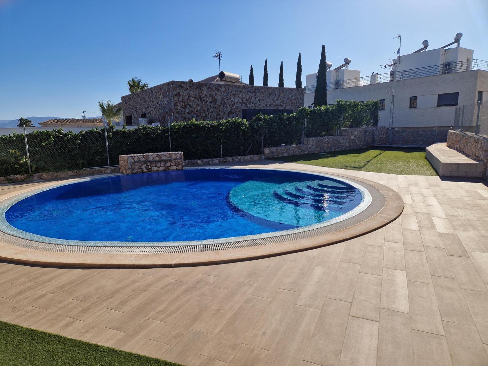 库列拉Casa Buena Vista Con Piscina Y Ascensor别墅 外观 照片